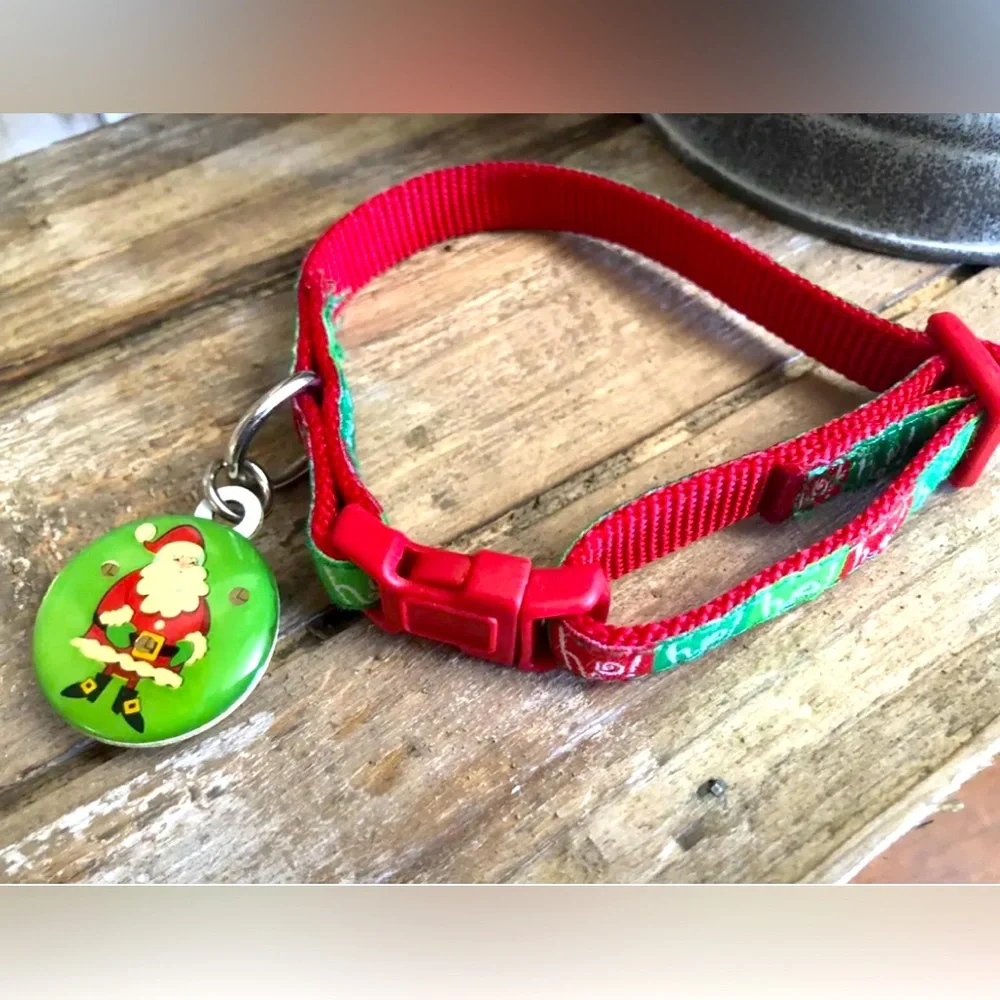 X-Small Adjustable Christmas Dog Collar W/Light Up Charm NEW!